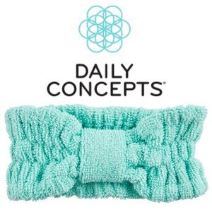 5/$25❣️ Daily Concepts Beauty Headband Teal